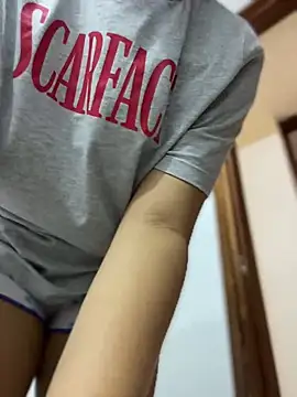 Salome golvert online show from December 31, 2024, 4:14 pm