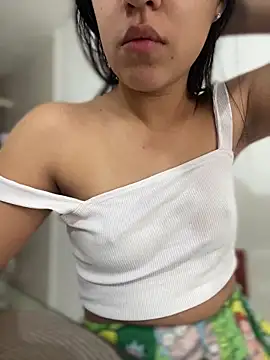 Salome golvert online show from January 5, 2025, 3:45 pm