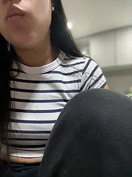 Salome golvert online show from November 5, 2025, 10:10 pm