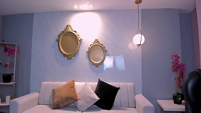 AnaisNin online show from March 6, 2025, 6:05 pm