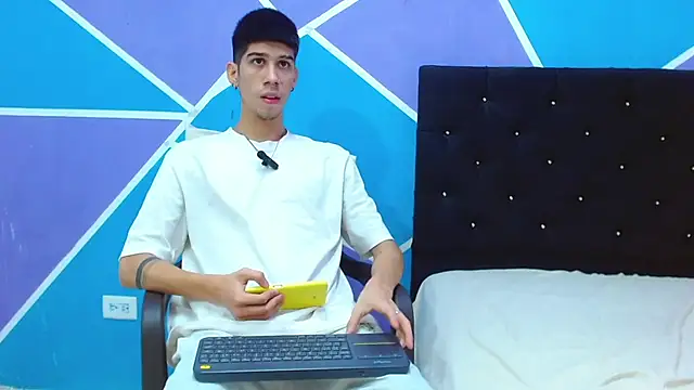 jhony-sex online show from January 10, 2025, 6:31 am