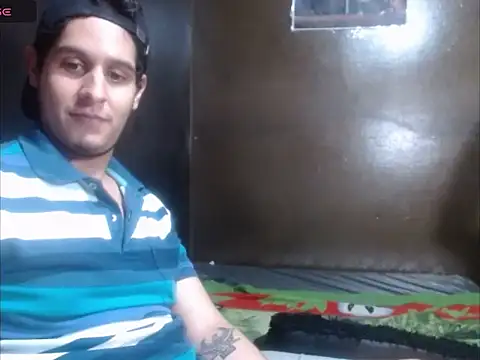 blackwolf whitebee online show from October 24, 2025, 3:58 am