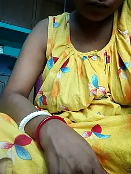 Snapshot of Bengoli--bhabhi chatting on March 5, 2025, 10:22 am Bengoli--bhabhi online show from March 5, 2025, 10:22 am