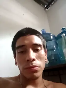 Mrdetonador online show from April 6, 2026, 7:26 pm