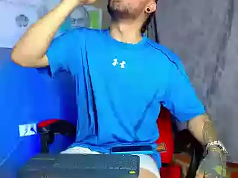 smoker445 online show from March 3, 2025, 10:42 pm