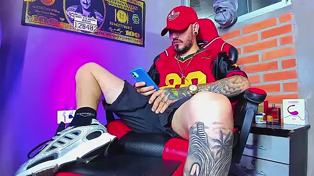 smoker445 online show from September 20, 2025, 11:39 pm