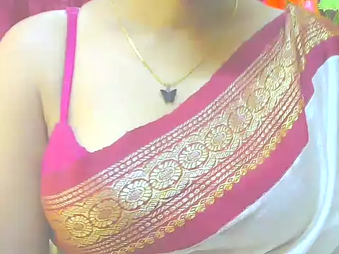 ishmita99 online show from December 25, 2024, 10:06 am