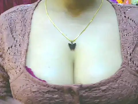 ishmita99 online show from February 1, 2025, 11:54 am