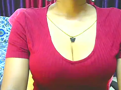 ishmita99 online show from October 22, 2025, 9:53 am