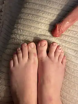 Snapshot of Leanaa_Jolly chatting on February 24, 2026, 7:23 pm Leanaa Jolly online show from February 24, 2026, 7:23 pm