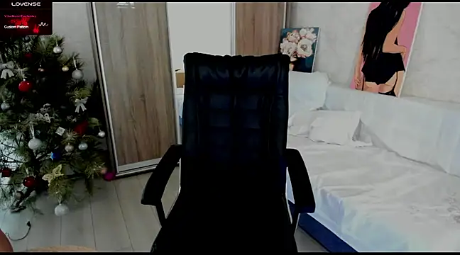 Stella  Cox online show from January 13, 2025, 9:30 am