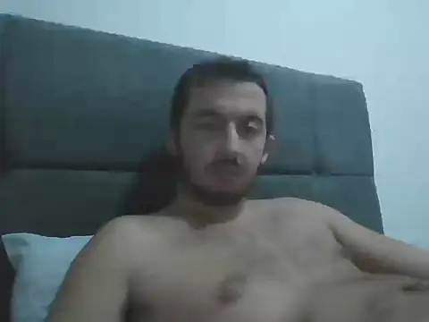 laynufff online show from October 25, 2025, 5:19 pm