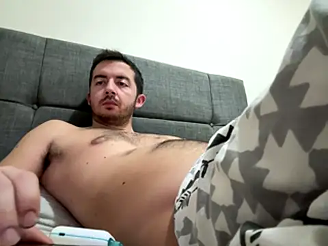 laynufff online show from December 21, 2025, 6:04 pm