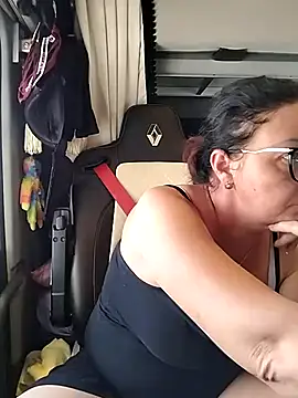 cuplubijoanna online show from October 28, 2025, 12:19 pm