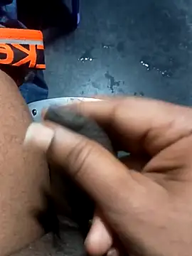 SexyMama boy online show from November 22, 2025, 3:27 am