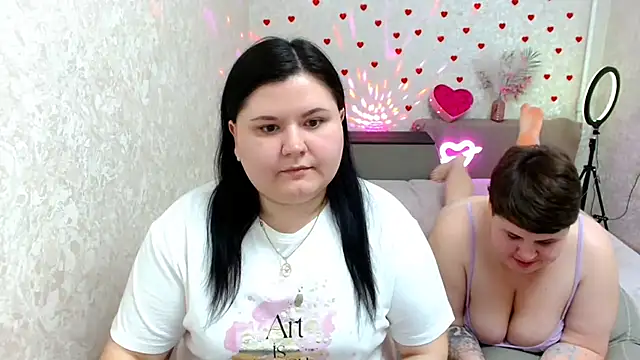 BeckyAndHellen online show from February 23, 2025, 5:18 pm