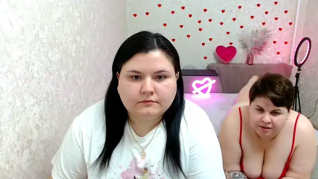 BeckyAndHellen online show from March 3, 2025, 8:54 pm