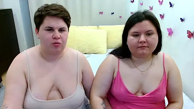 BeckyAndHellen online show from October 4, 2025, 2:48 pm