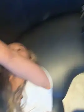 Snapshot of Shuggabutt chatting on February 14, 2025, 2:23 pm Shuggabutt online show from February 14, 2025, 2:23 pm