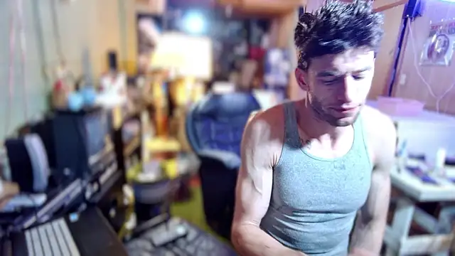 Snapshot of savageconfidence chatting on October 4, 2025, 5:49 am savageconfidence online show from October 4, 2025, 5:49 am