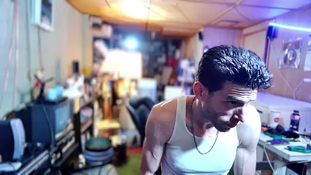 Snapshot of savageconfidence chatting on October 6, 2025, 3:48 am savageconfidence online show from October 6, 2025, 3:48 am