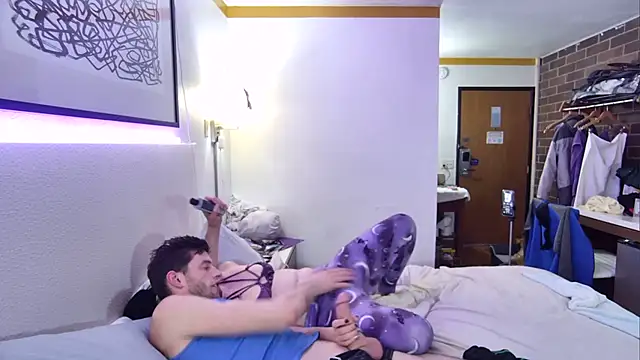 Snapshot of savageconfidence chatting on October 29, 2025, 9:11 am savageconfidence online show from October 29, 2025, 9:11 am