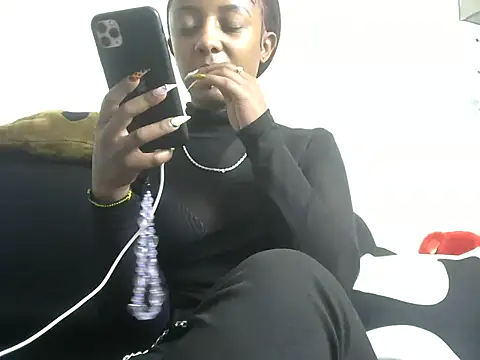 hoely grail01 online show from September 8, 2025, 8:30 pm