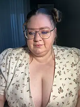 Snapshot of Chloe_WS chatting on March 3, 2025, 4:03 am Chloe WS online show from March 3, 2025, 4:03 am