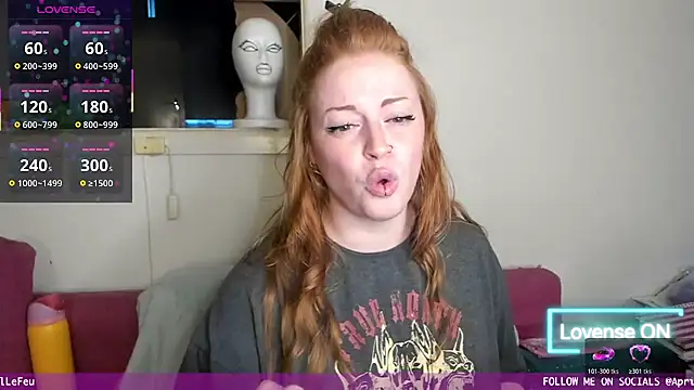 aaprill online show from December 2, 2025, 9:25 am