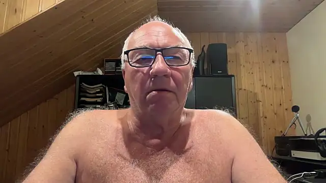 biggandybig online show from September 24, 2025, 10:46 pm