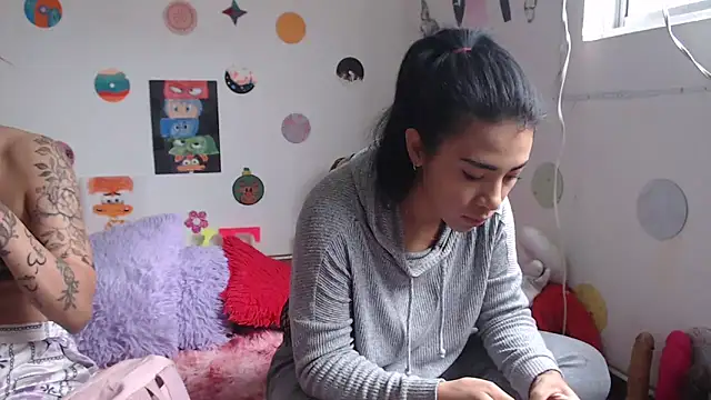 Snapshot of Yaumiko chatting on December 28, 2024, 12:45 pm Yaumiko online show from December 28, 2024, 12:45 pm