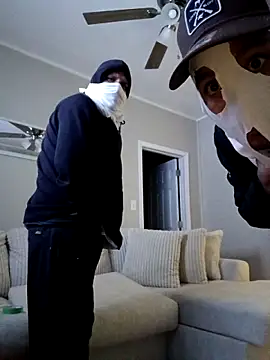 Ricardosuavee6 online show from December 4, 2025, 7:28 am