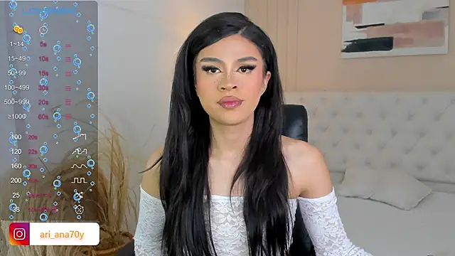 LOISE-XX online show from April 17, 2026, 6:16 am