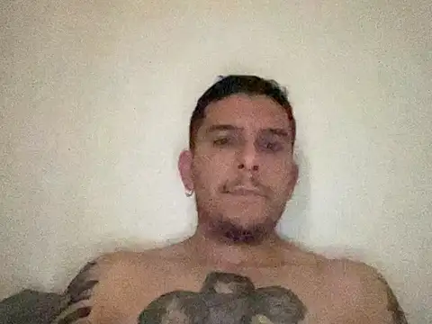 Snapshot of Molly1993rrrrrrrf chatting on October 16, 2025, 11:06 pm Molly1993rrrrrrrf online show from October 16, 2025, 11:06 pm