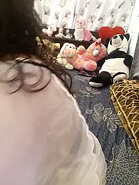 Divya girl online show from March 19, 2026, 5:39 pm