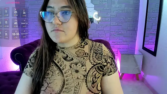 conniejames m online show from November 20, 2025, 12:27 pm