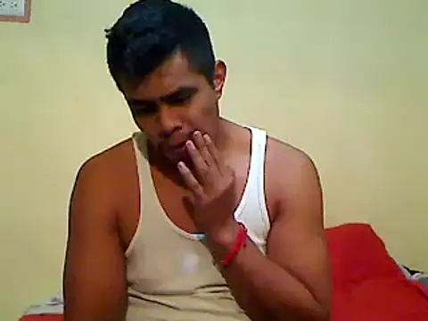 Snapshot of lozter345 chatting on November 6, 2025, 10:32 pm lozter345 online show from November 6, 2025, 10:32 pm