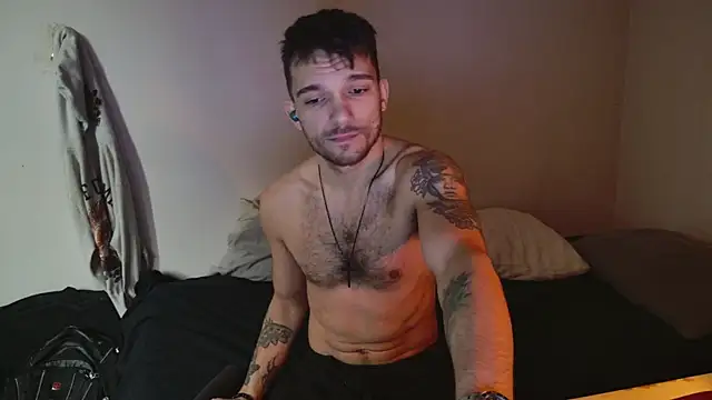 Snapshot of JackDesFeux chatting on February 13, 2025, 5:44 pm JackDesFeux online show from February 13, 2025, 5:44 pm
