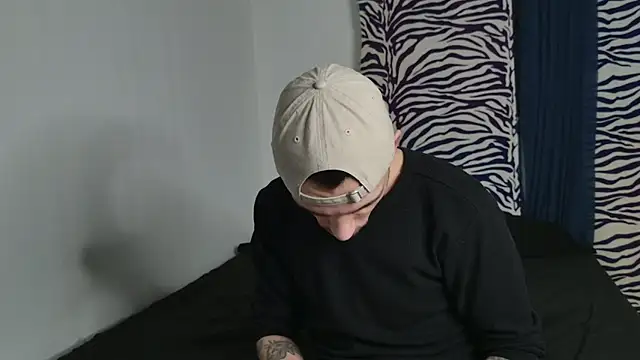 Snapshot of JackDesFeux chatting on May 17, 2026, 3:59 am JackDesFeux online show from May 17, 2026, 3:59 am