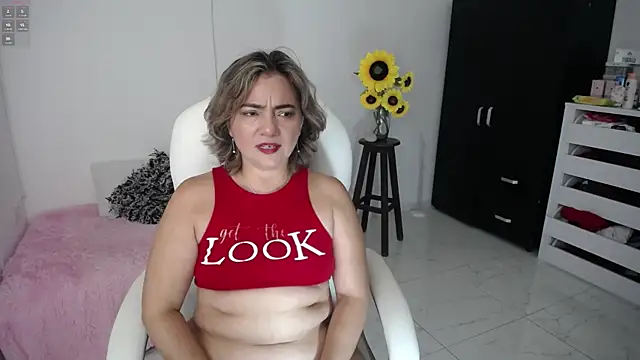 ana milf online show from February 11, 2025, 2:46 pm