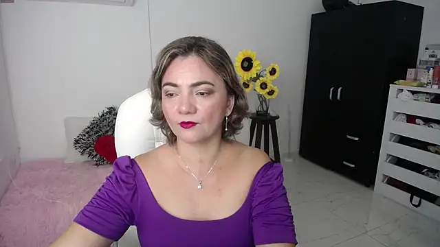 ana milf online show from February 21, 2025, 11:22 am