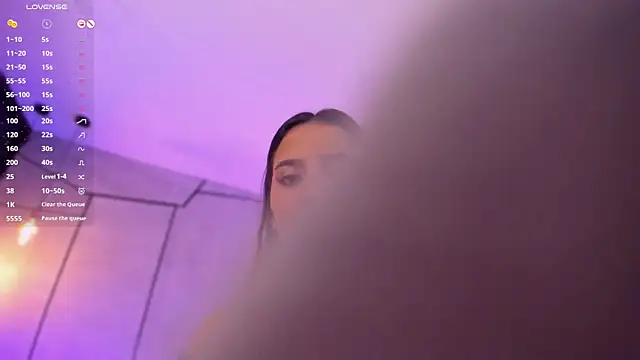 danii hill  online show from February 14, 2025, 5:30 am