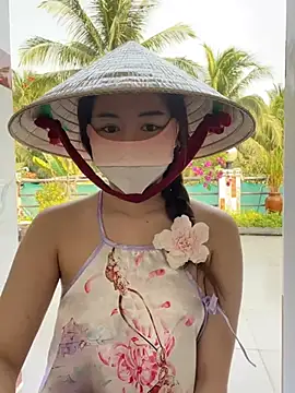 BabyThree  online show from March 19, 2025, 9:06 am