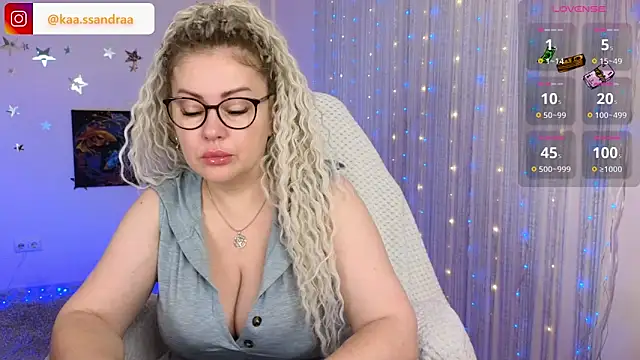 Snapshot of misskaassandraa chatting on December 21, 2024, 9:55 am misskaassandraa online show from December 21, 2024, 9:55 am