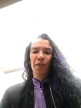 rebekka simpson online show from November 4, 2025, 2:05 pm