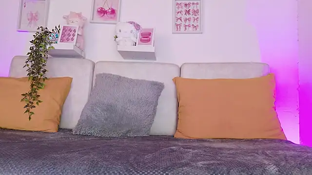 Malka Burning online show from April 16, 2026, 8:53 pm