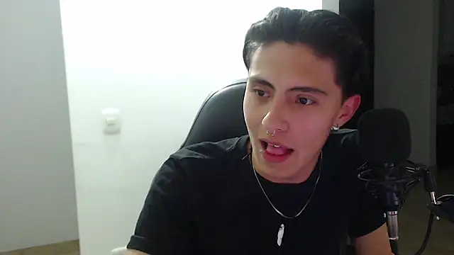 jay dimarco2 online show from September 10, 2025, 2:22 am