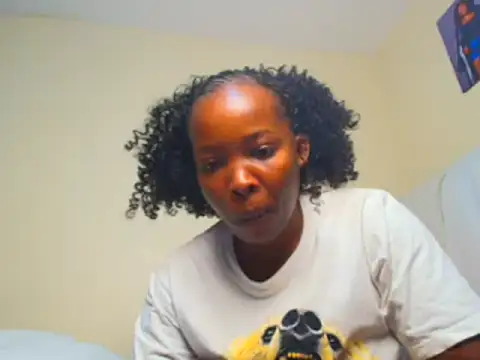 Snapshot of sweet_essin chatting on June 10, 2026, 7:40 am sweet essin online show from June 10, 2026, 7:40 am