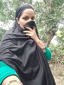 Hot-rubina online show from June 9, 2026, 2:45 am