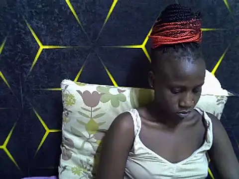 Snapshot of Spicey_diana chatting on February 25, 2025, 11:44 pm Spicey diana online show from February 25, 2025, 11:44 pm